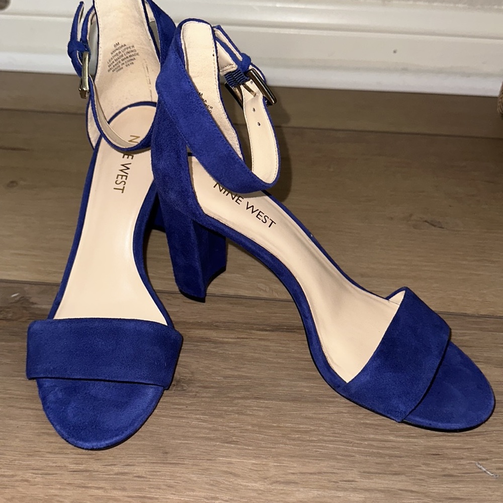 Nine West Blue Suede heels cobalt blue size 6 leather